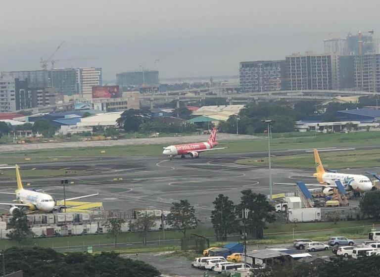 Pasay Condotel Near Naia Terminal 3