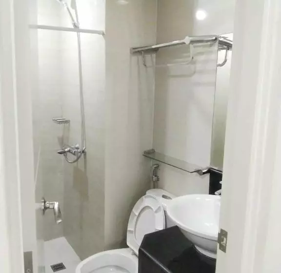 Pasay Condotel Near Naia Terminal 3
