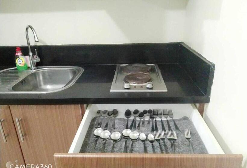 Pasay Condotel Near Naia Terminal 3