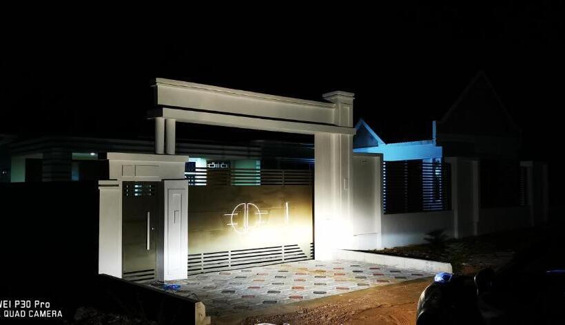 펜션 Dodoma Saragea Apartments