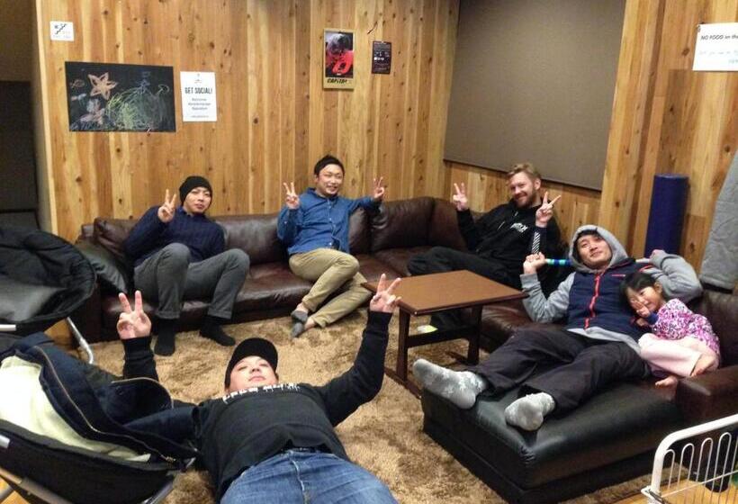 פנסיון A Short Walk To Akakura Onsen Ski Lift And Town By Japow House