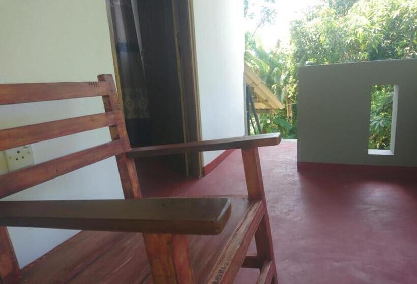 Pensão Villa Manu Hikkaduwa