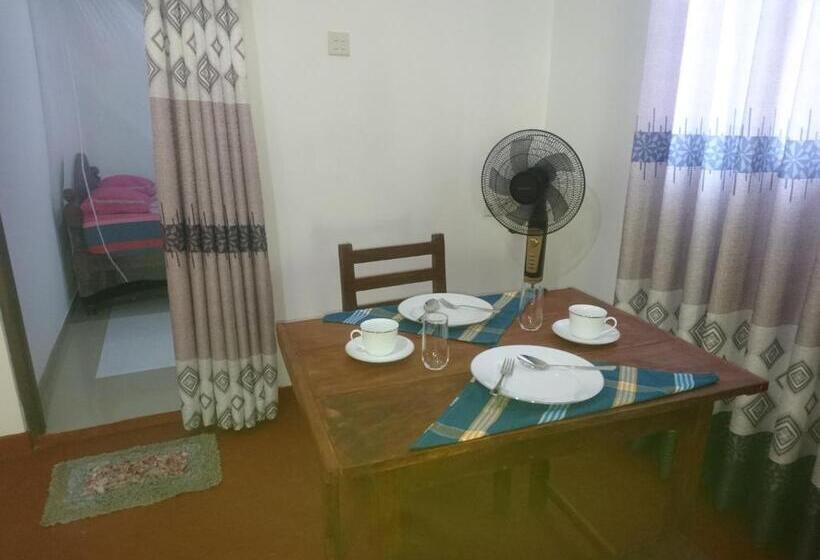 Pensão Villa Manu Hikkaduwa