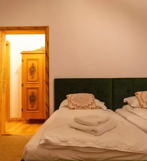 Majatalo Sadova Village   Casa Maria