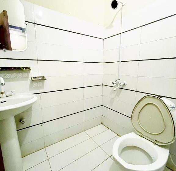 هتل Bed & Rest Airport