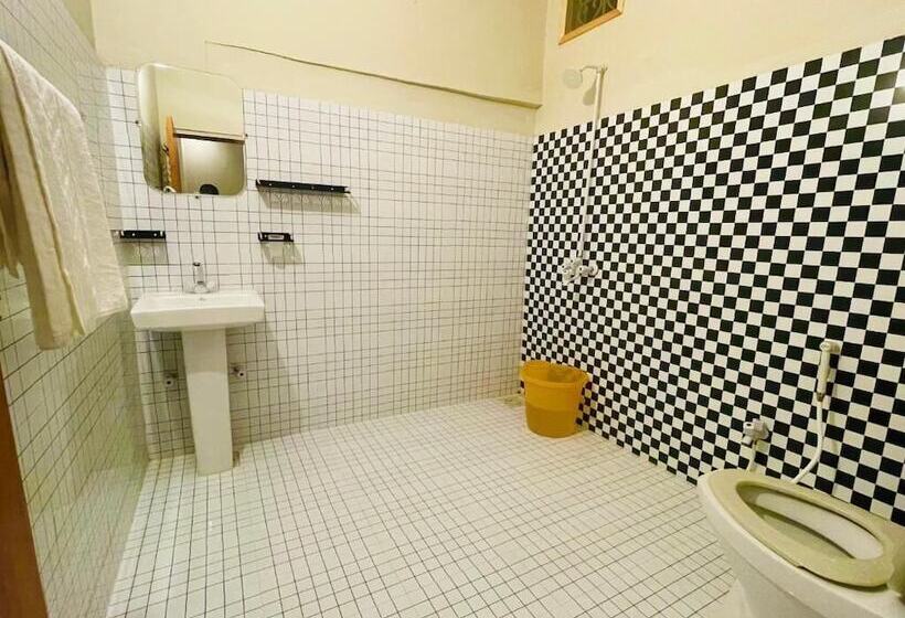 هتل Bed & Rest Airport