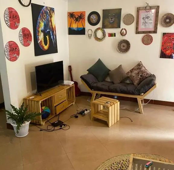 هاستل A Cozy Home Stay In Arusha Catus House