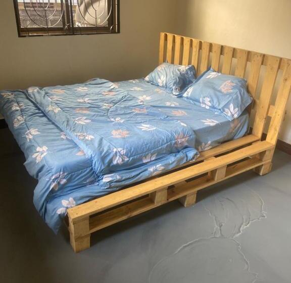 ユースホステル A Cozy Home Stay In Arusha Catus House