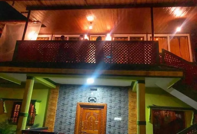 ユースホステル Samba Stay   Home Away From Home