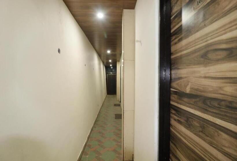 צימר Backwoods Suites Shimla
