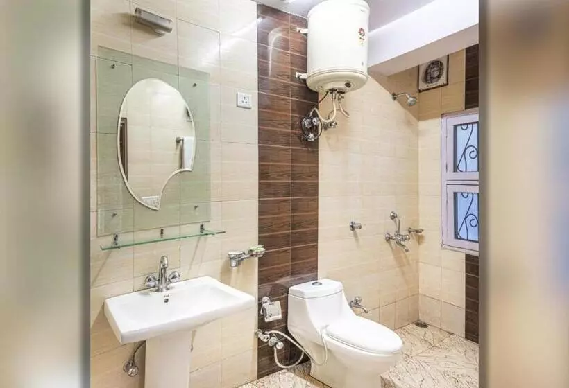 ベッドアンドブレックファースト Backwoods Suites Shimla