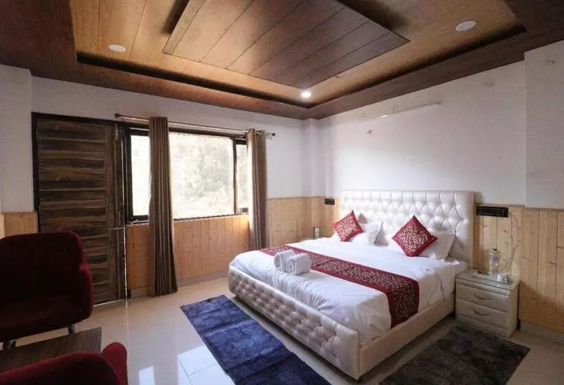 ベッドアンドブレックファースト Backwoods Suites Shimla