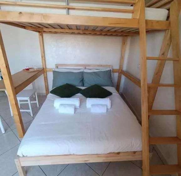 تختخواب و صبحانه Milanoletto Suite Room