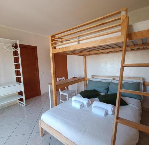 تختخواب و صبحانه Milanoletto Suite Room