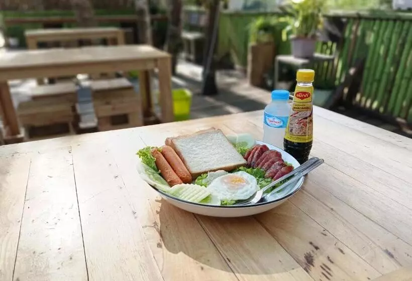 Hotelli Cool Pool Bungalow