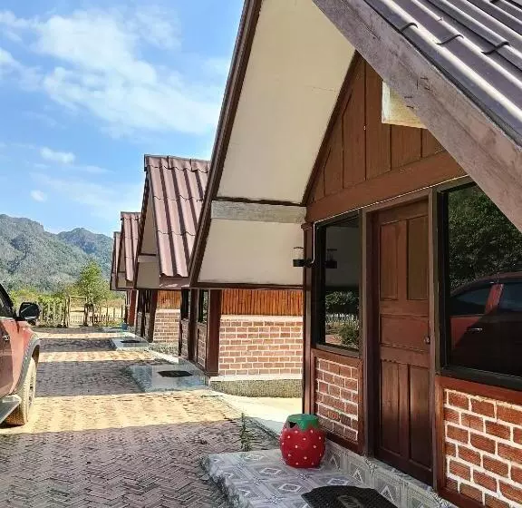 Hotelli Cool Pool Bungalow