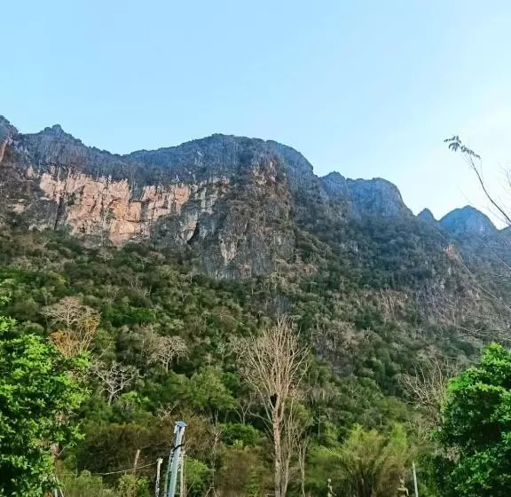 Hotelli Cool Pool Bungalow