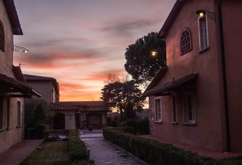 Hotel Fonteluce Rooms & Family Lodges