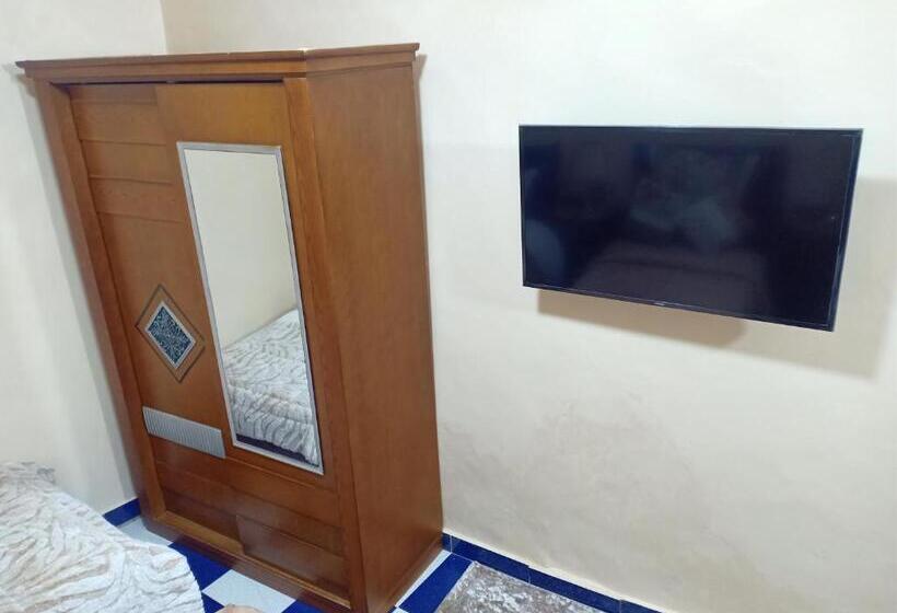 پانسیون Amon Pyramids Inn