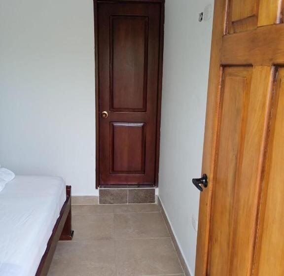 펜션 Costa De Oro Coveñas