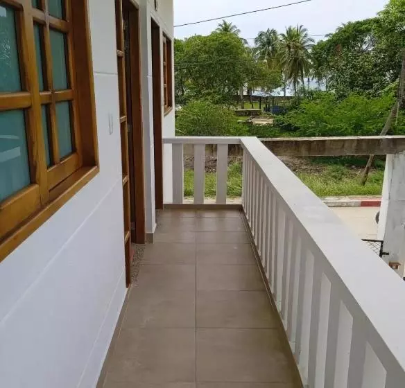 ペンション Costa De Oro Coveñas