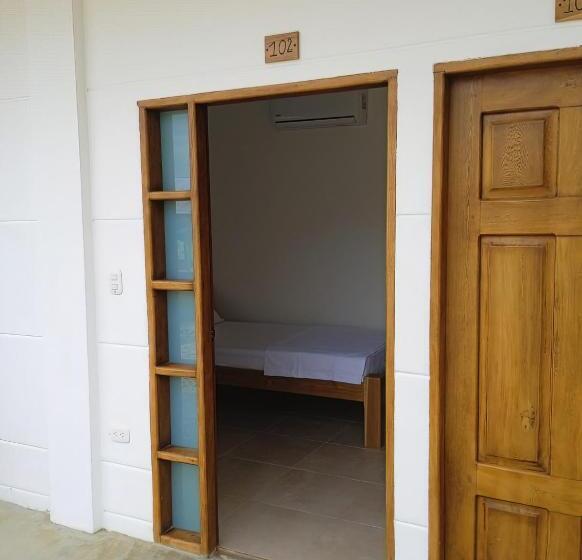 펜션 Costa De Oro Coveñas