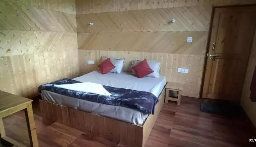 ペンション Dream Wood Cottage Jibhi