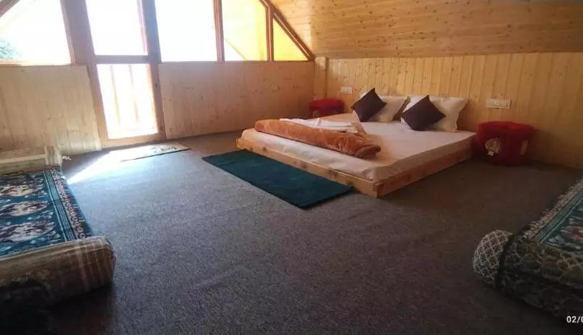 ペンション Dream Wood Cottage Jibhi