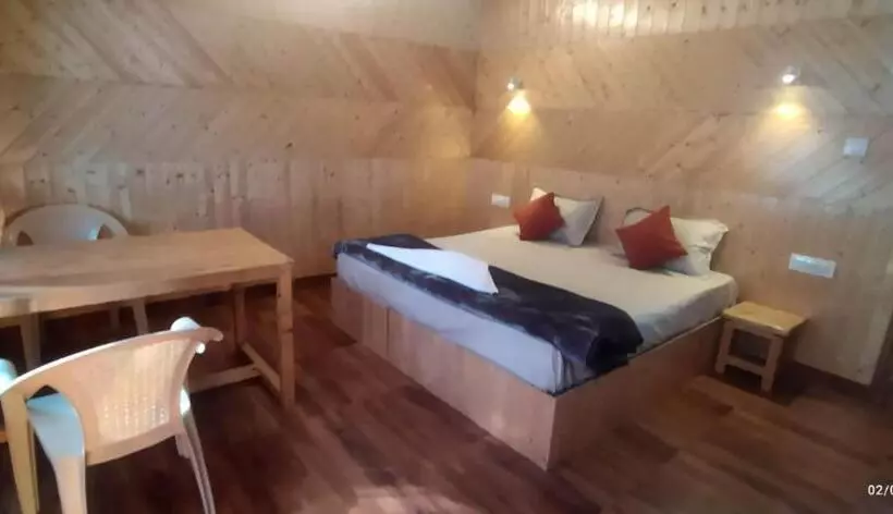 ペンション Dream Wood Cottage Jibhi