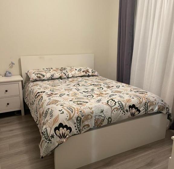 بنسيون Easy Way Scarborough