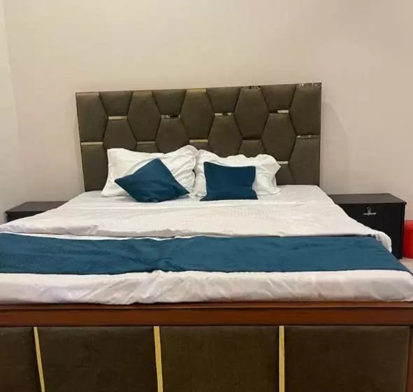 Majatalo House No H23