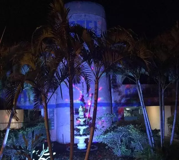 ペンション Motel Casarão