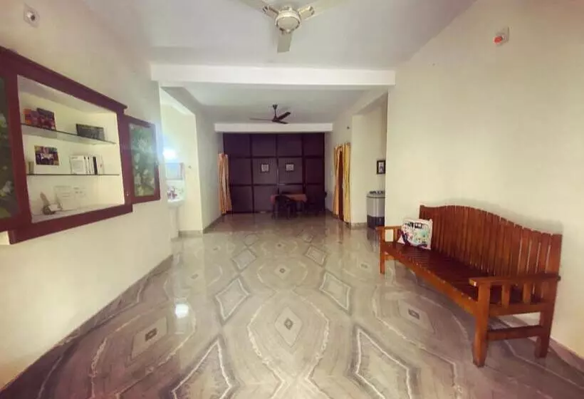 ペンション Chaithanya Apartment For Indian Only