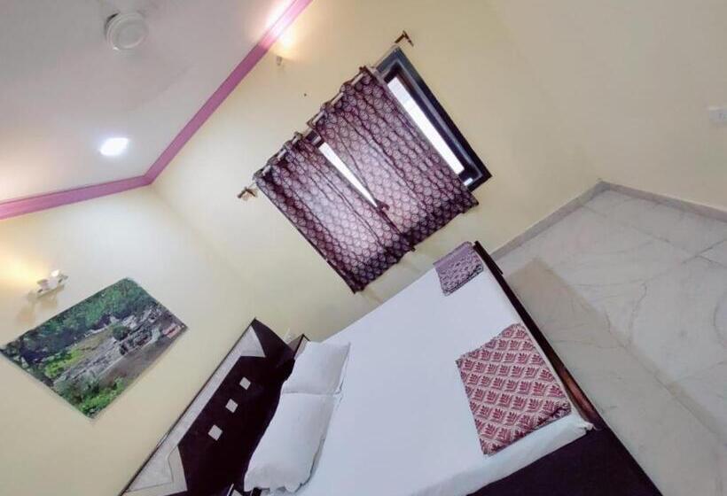 פנסיון Seaview