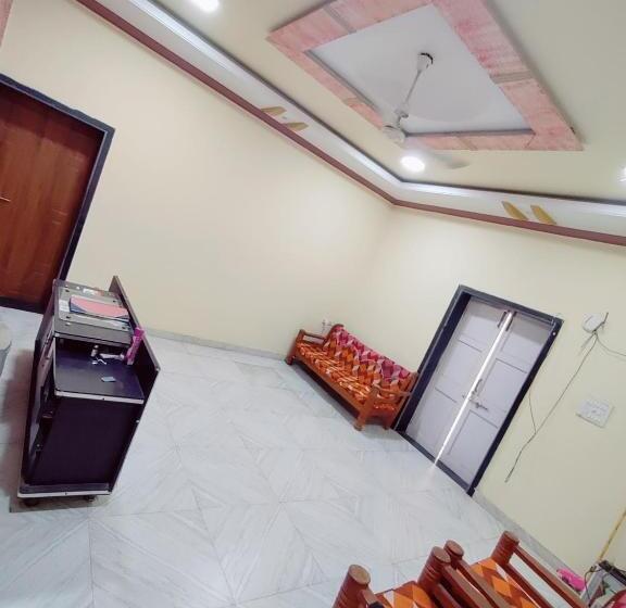 פנסיון Seaview