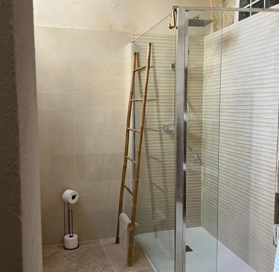 پانسیون Suite Zorah