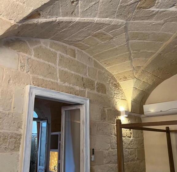 پانسیون Suite Zorah