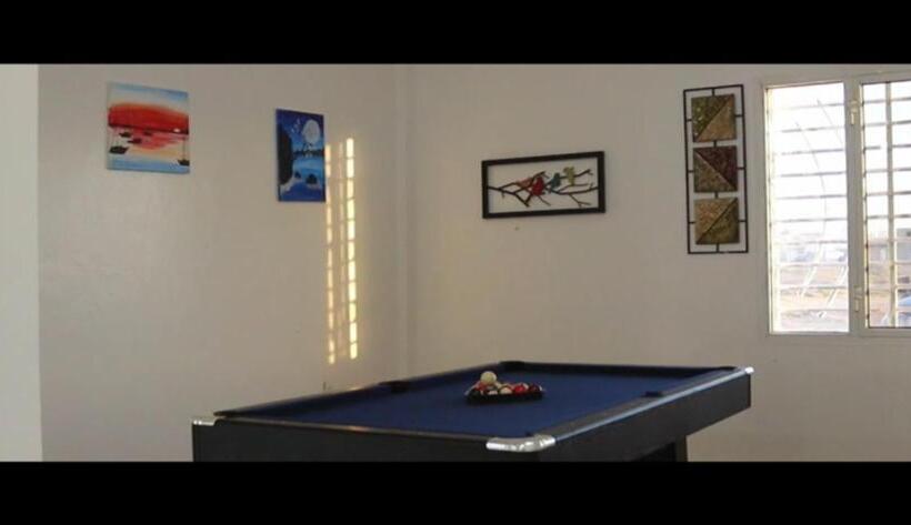 استراحتگاه Florida Pool & Grill