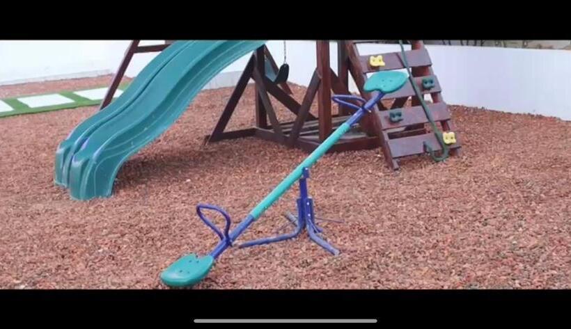 استراحتگاه Florida Pool & Grill