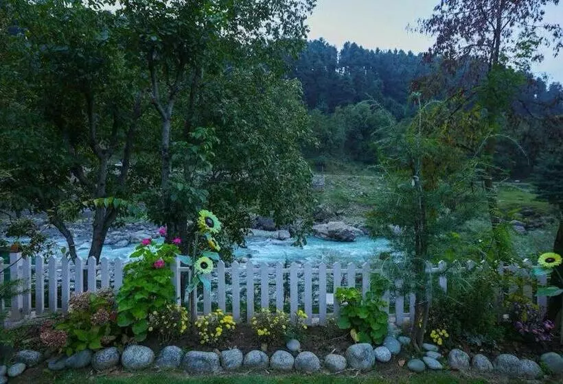 リゾートホテル The River Front Luxury Cottage By Stay Pattern