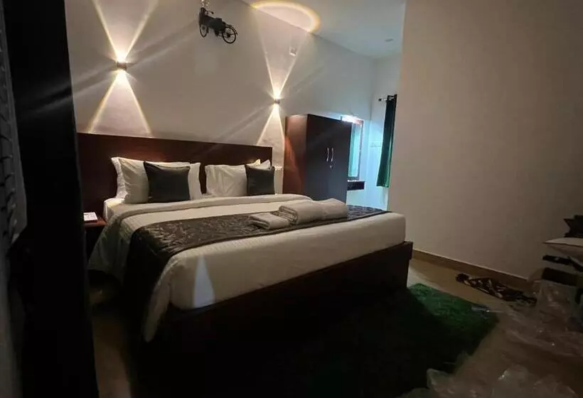 The Clover Resorts