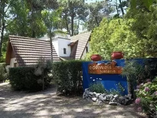 هاستل Hosteria Edelweis