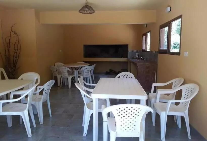 هاستل Hosteria Edelweis