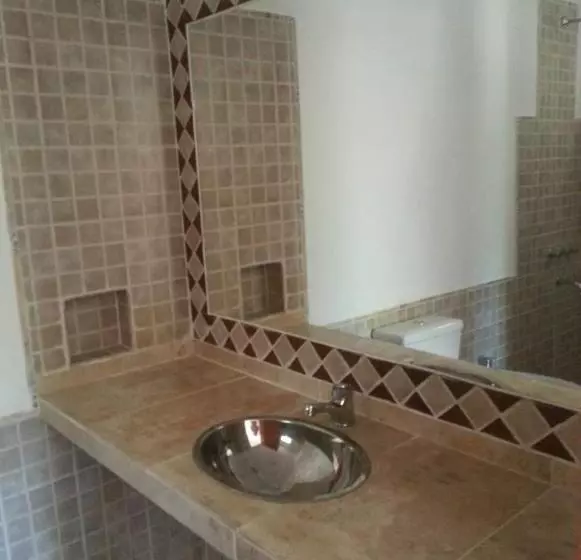 هاستل Hosteria Edelweis