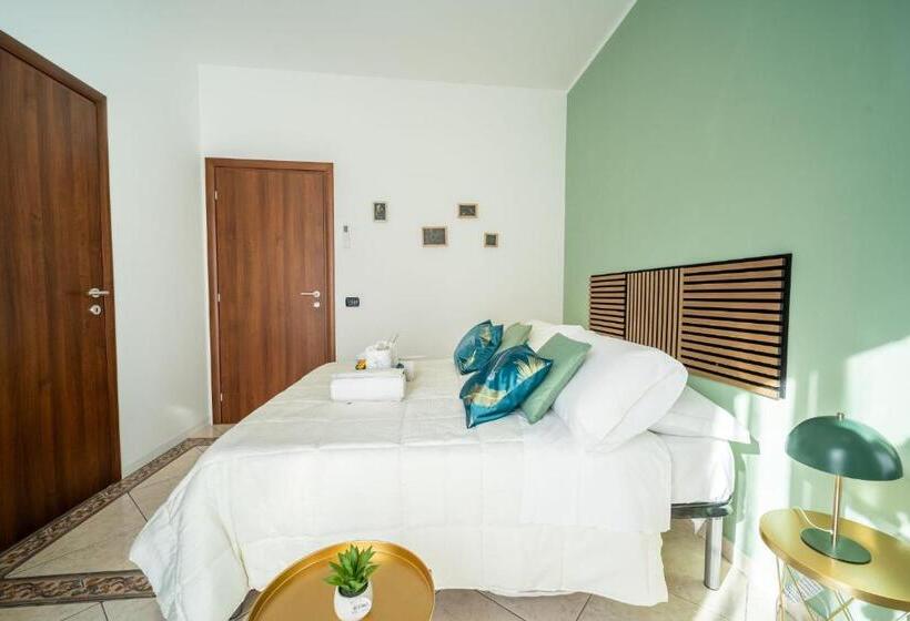 تختخواب و صبحانه La Porta Di Alba