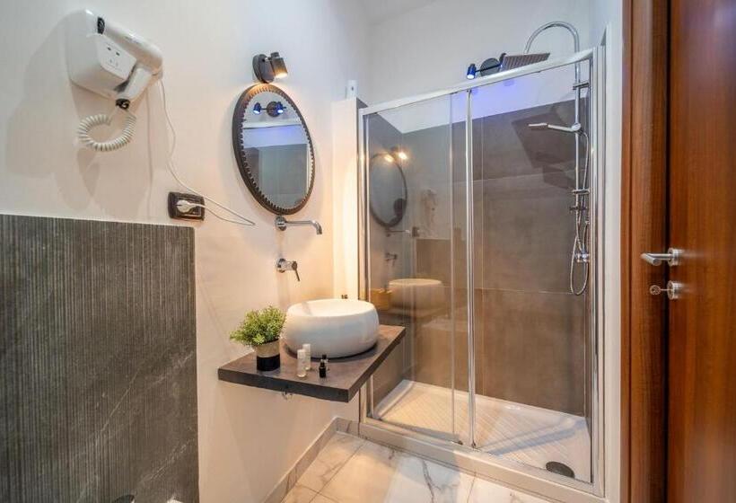 تختخواب و صبحانه La Porta Di Alba