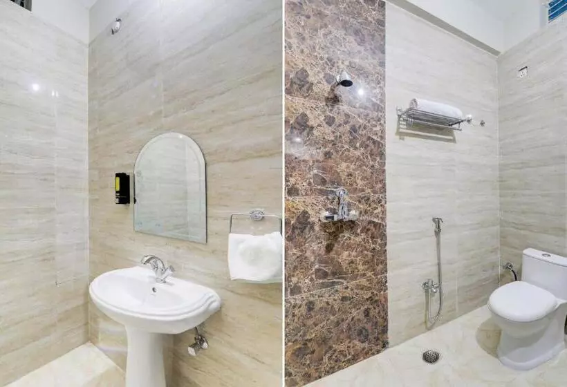 Fabhotel Nandini Grand