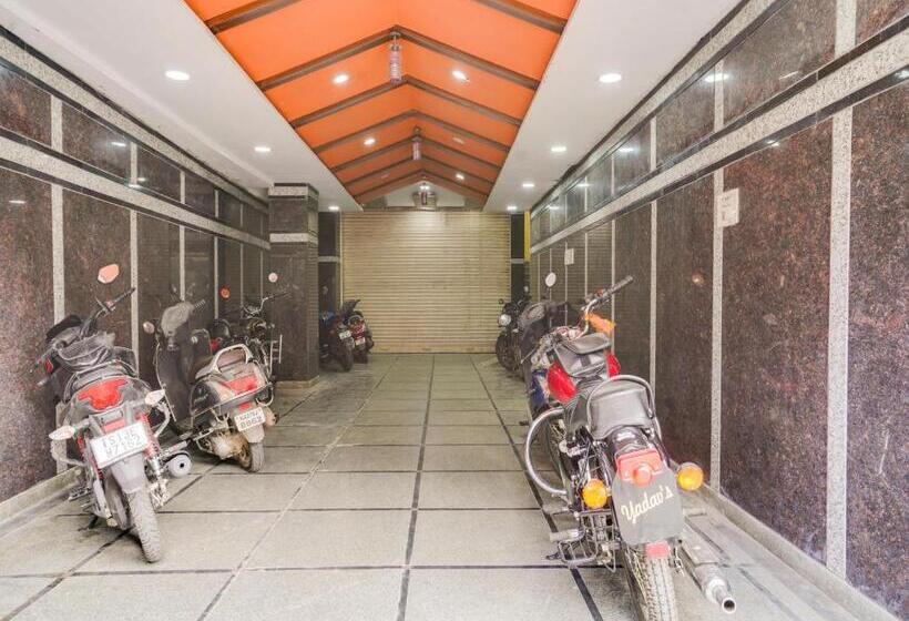 هتل Super Collection O Pnr Comfort Khairatabad