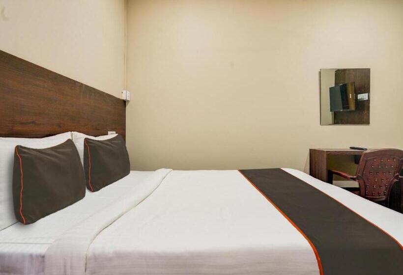 هتل Super Collection O Pnr Comfort Khairatabad