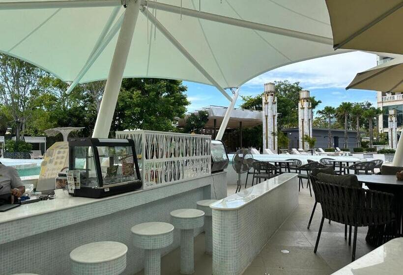 Copacabana Seeview 48 Floor